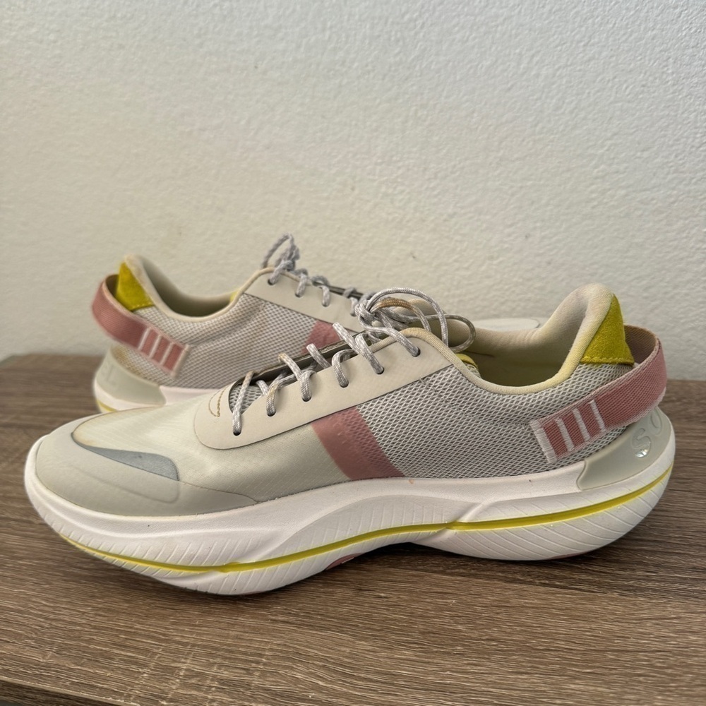 Sorel Explorer Blitz Leisure Lace Sneaker, Size 9 - Picture 3 of 8